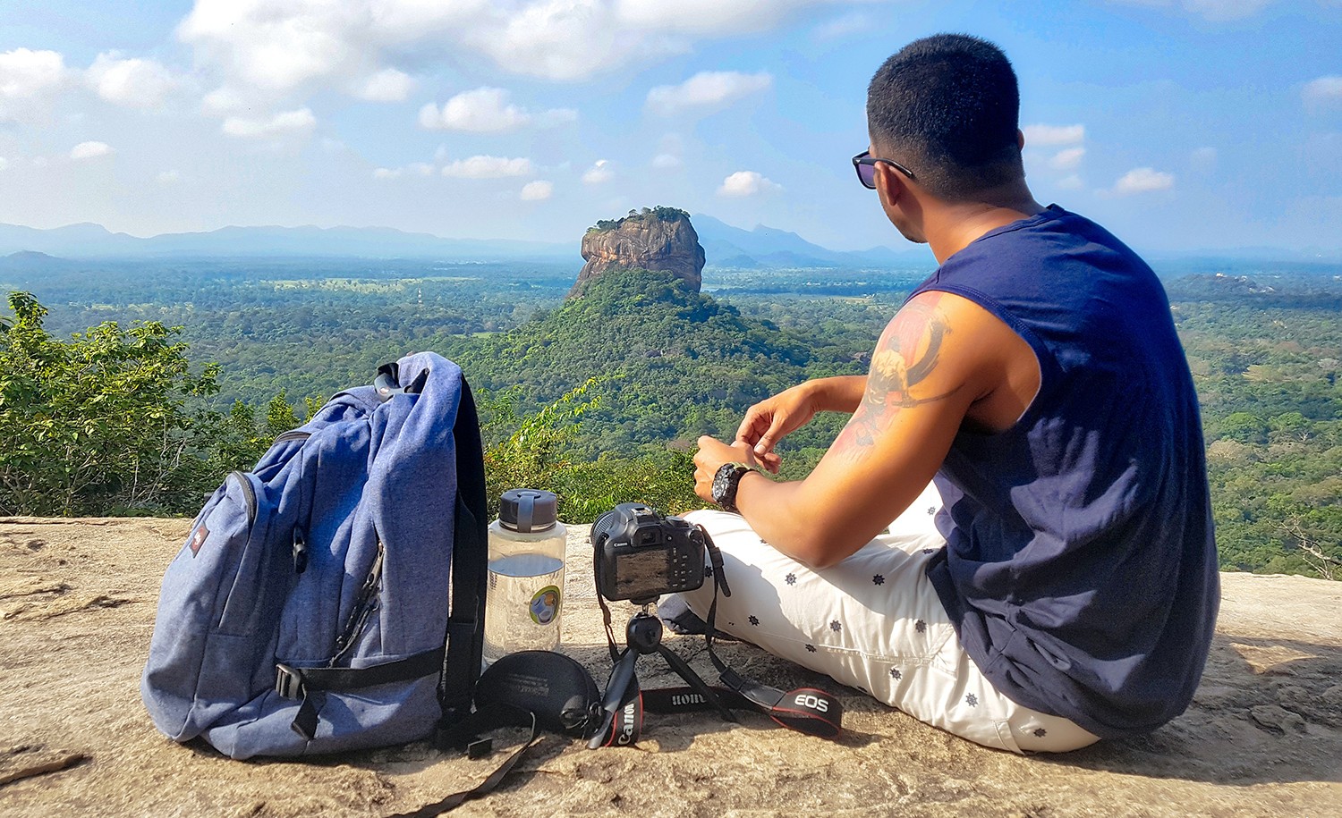 How Introverts Can Make Meaningful Connections While Traveling